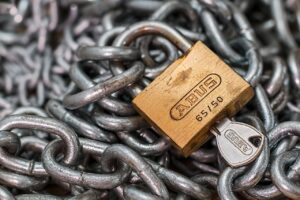 酵素ドリンクの危険性とは？安全に利用するために知っておくべきことは？